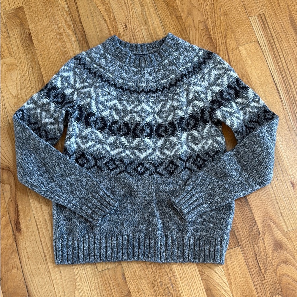 ABERCROMBIE & FITCh Gray Patterned Sweater, Size Medium